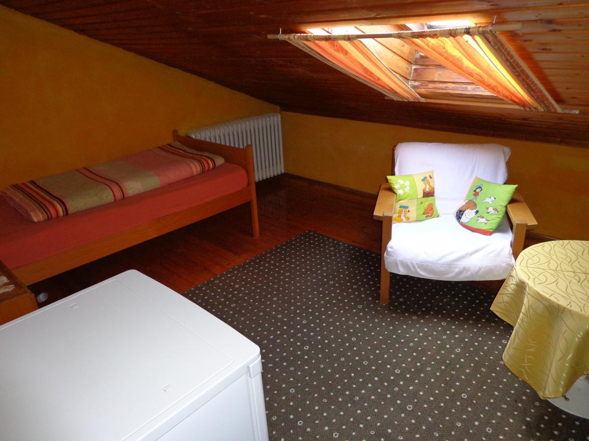 Gasthof - Pension Schamberger Нойкирхен-байм-Хайлиген-Блут Экстерьер фото